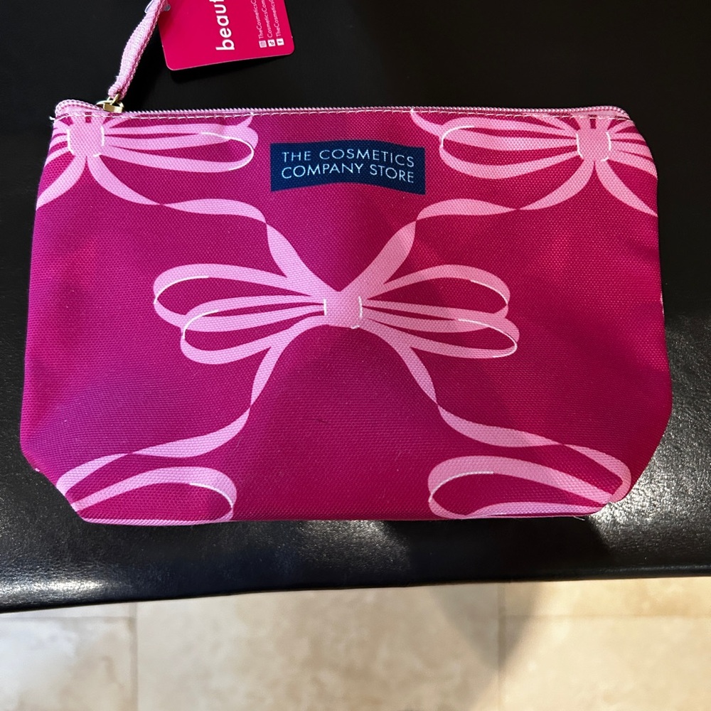 Pink Bow 🎀 Cosmetic Pouch